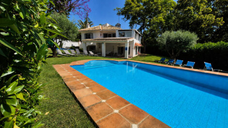 Villas de 5 dormitorios en venta en Elviria – R4649023 Villas de 5 dormitorios en venta en Elviria – R4649023
