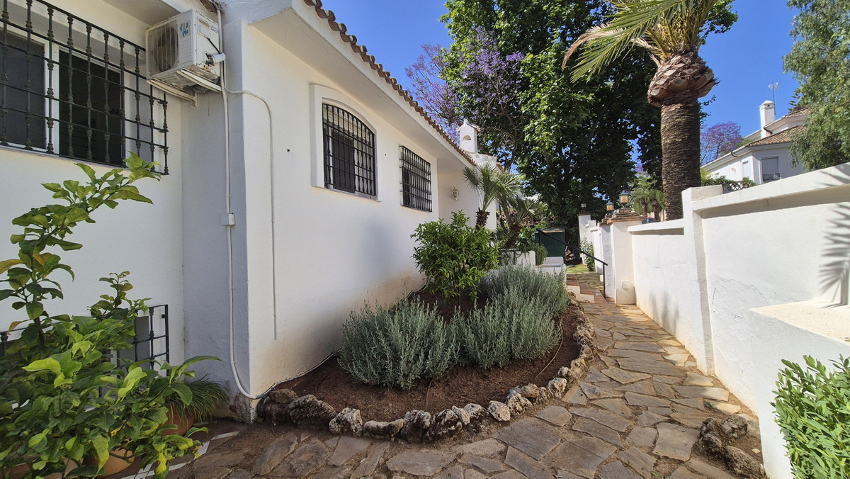 Villas de 5 dormitorios en venta en Elviria – R4649023 Villas de 5 dormitorios en venta en Elviria – R4649023