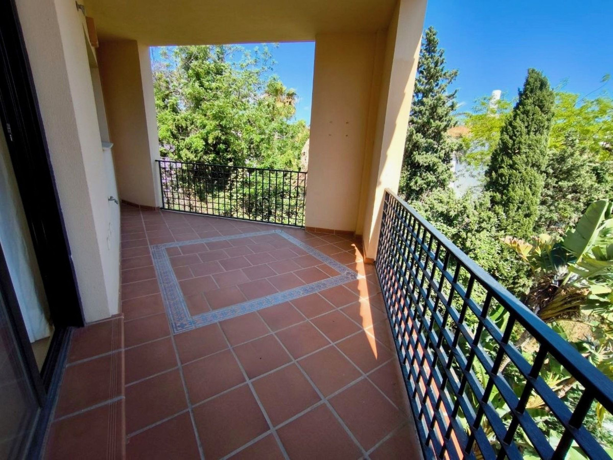 2 bedroom Penthouses for sale in Puerto Banús – R5400007 2 bedroom Penthouses for sale in Puerto Banús – R5400007
