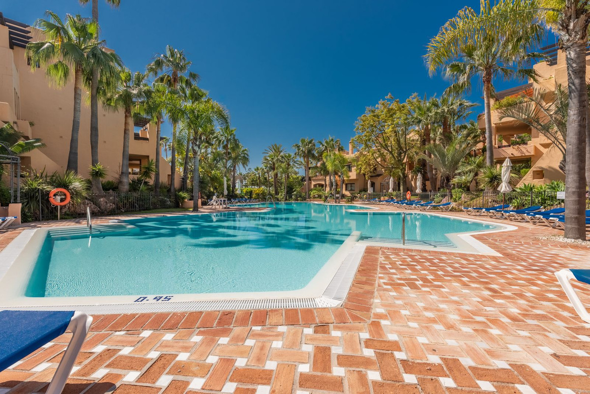 Aticos de 3 dormitorios en venta en San Pedro de Alcántara – R4361245 Aticos de 3 dormitorios en venta en San Pedro de Alcántara – R4361245