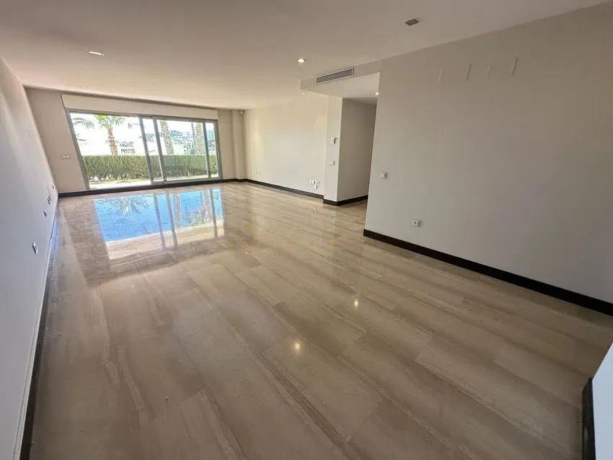2 bedroom Apartments for sale in Marbella – R4846996 2 bedroom Apartments for sale in Marbella – R4846996