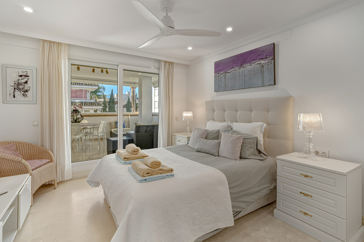 3 bedroom Apartments for sale in Milla de Oro – R5061232 3 bedroom Apartments for sale in Milla de Oro – R5061232