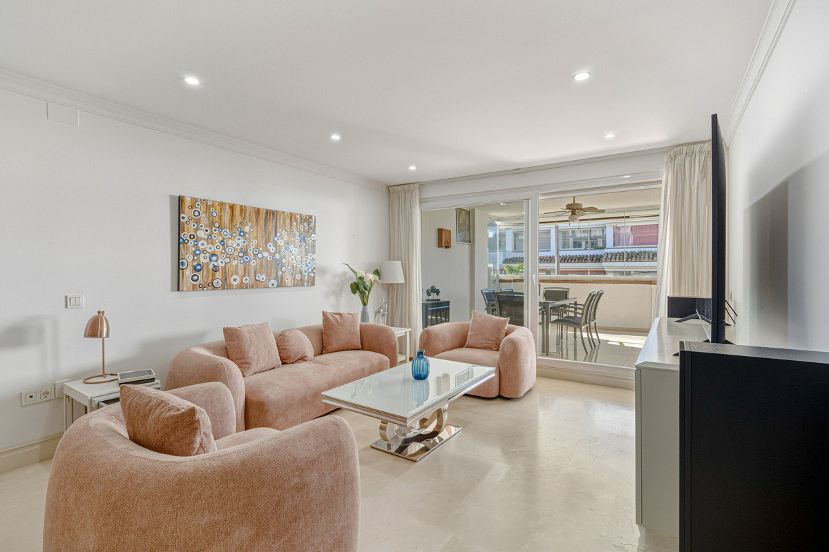 3 bedroom Apartments for sale in Milla de Oro – R5061232 3 bedroom Apartments for sale in Milla de Oro – R5061232