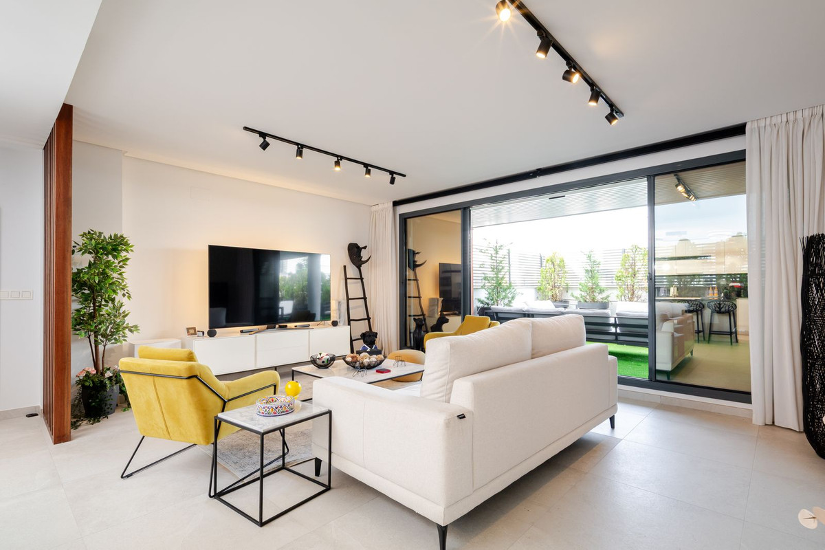 Apartamentos de 3 dormitorios en venta en Benahavís – R5438596 Apartamentos de 3 dormitorios en venta en Benahavís – R5438596