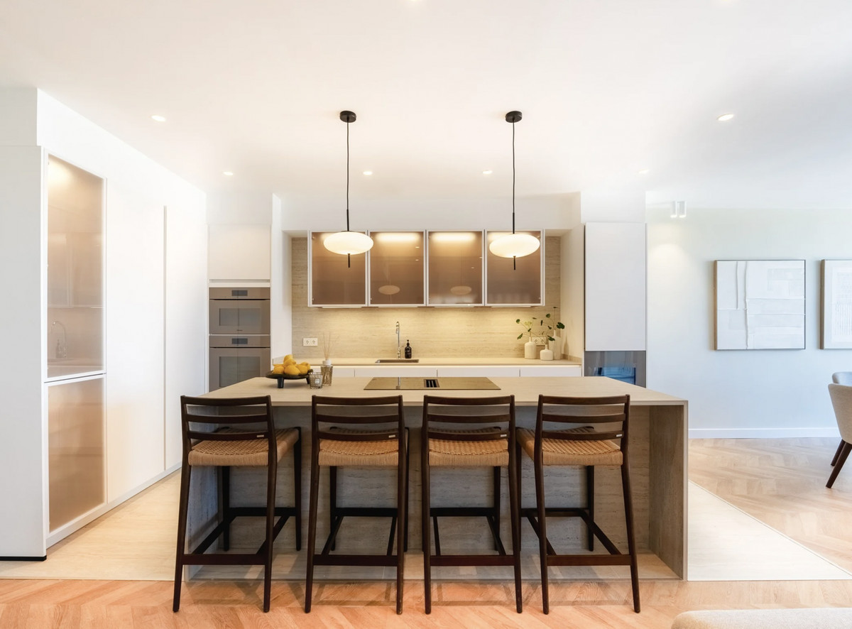 Adosados de 5 dormitorios en venta en Milla de Oro – R5352745 Adosados de 5 dormitorios en venta en Milla de Oro – R5352745