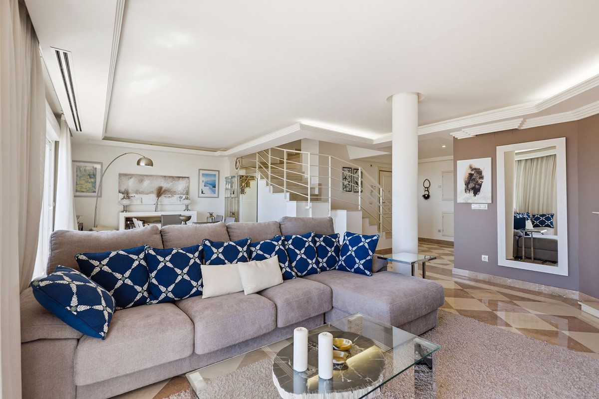 Apartamentos de 2 dormitorios en venta en Nueva Andalucía – R5408089 Apartamentos de 2 dormitorios en venta en Nueva Andalucía – R5408089