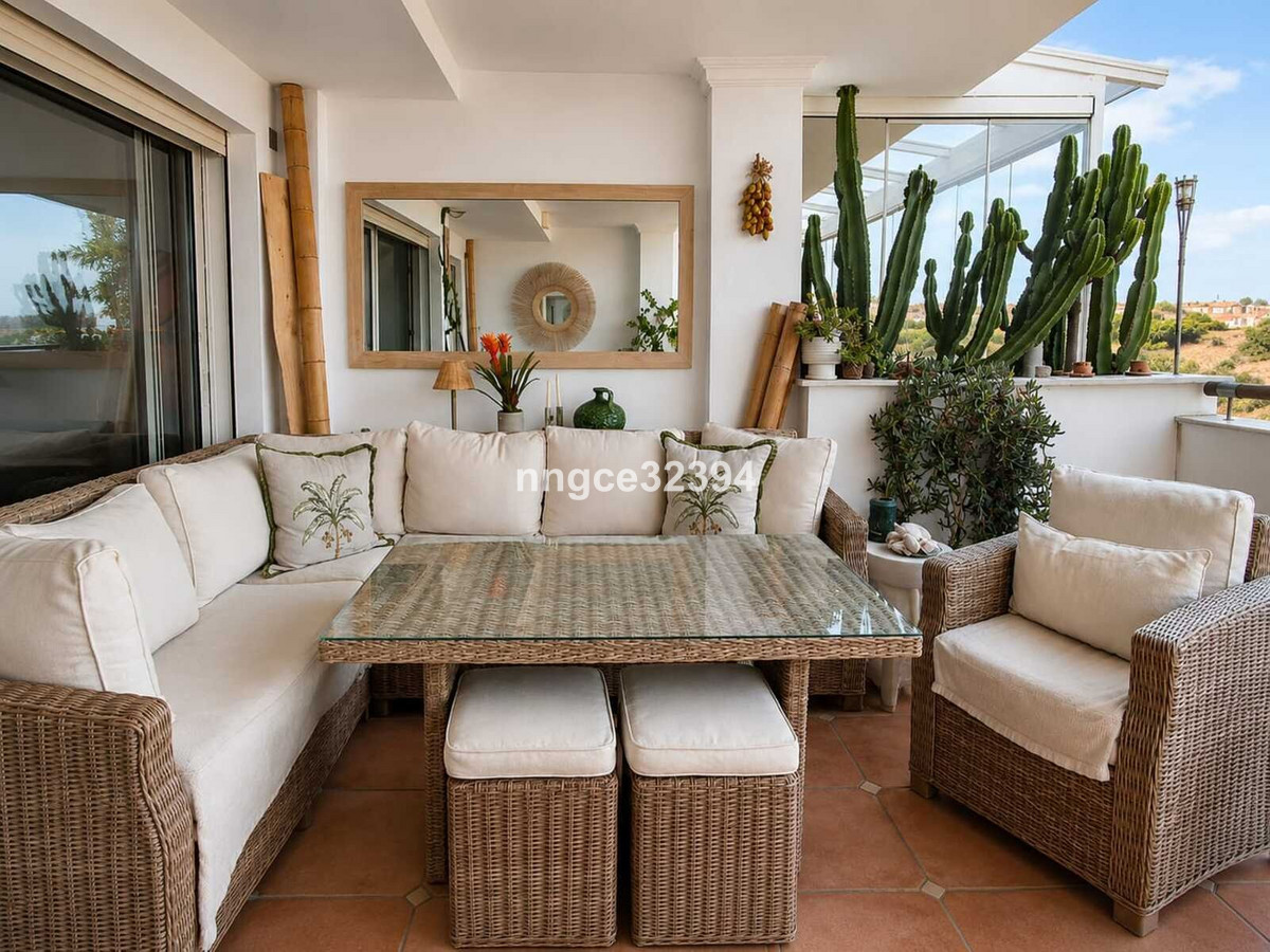 2 bedroom Apartments for sale in Sierra Blanca – R5461351 2 bedroom Apartments for sale in Sierra Blanca – R5461351