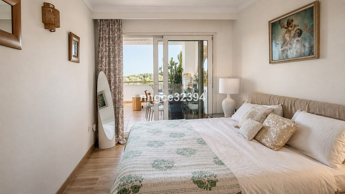 2 bedroom Apartments for sale in Sierra Blanca – R5461351 2 bedroom Apartments for sale in Sierra Blanca – R5461351