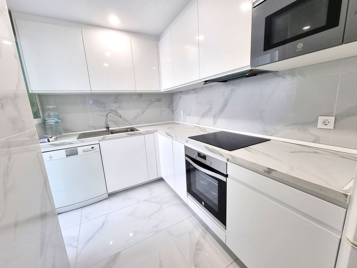 2 bedroom Apartments for sale in Puerto Banús – R5440276 2 bedroom Apartments for sale in Puerto Banús – R5440276