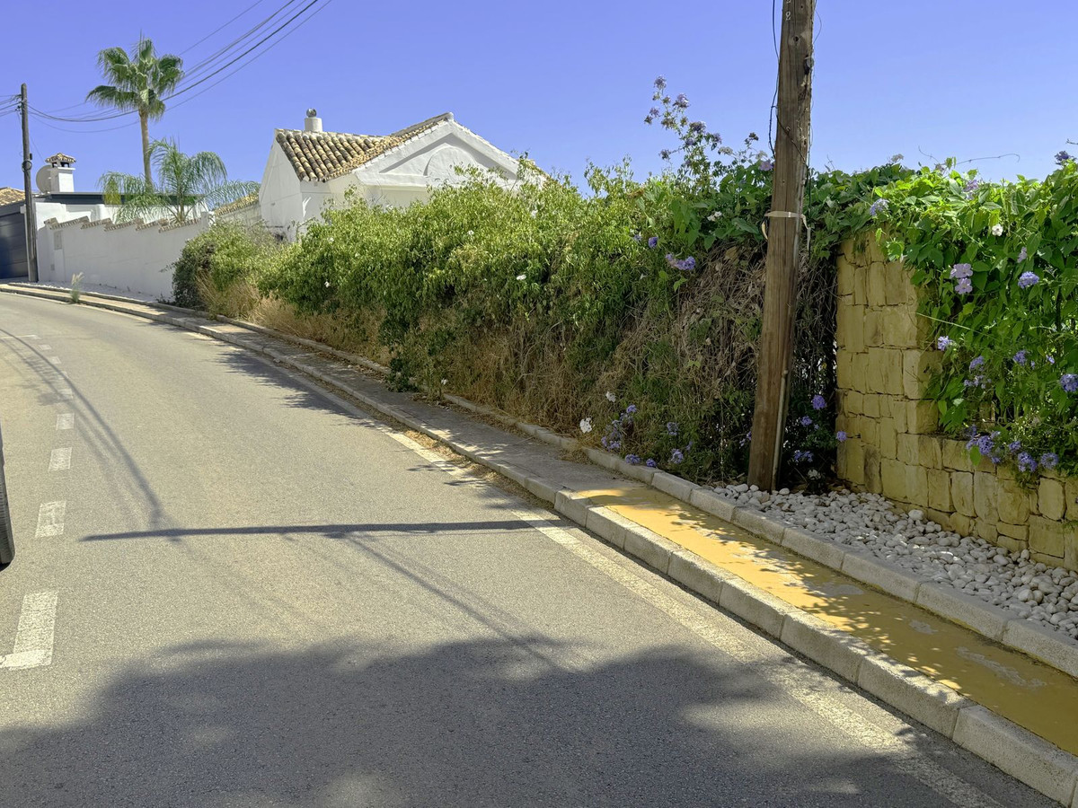 Plots for sale in Nueva Andalucía – R4801318 Plots for sale in Nueva Andalucía – R4801318