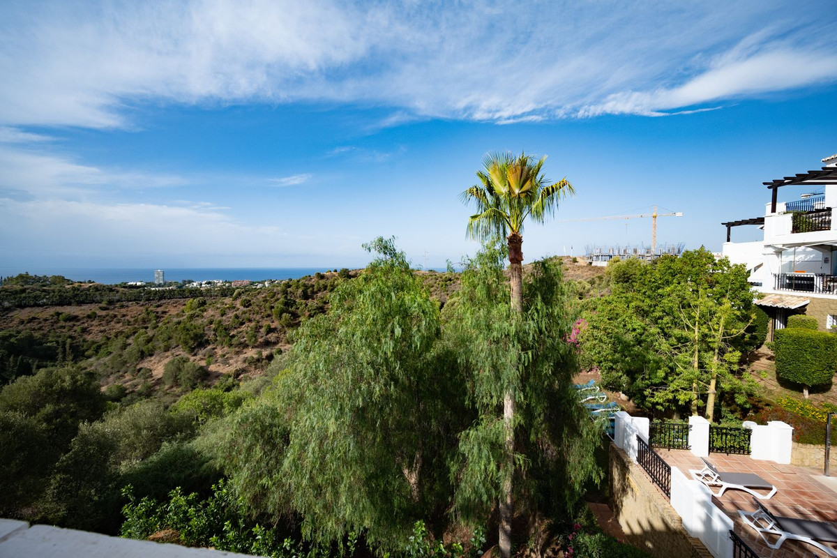 2 bedroom Apartments for sale in Altos de los Monteros – R5105083 2 bedroom Apartments for sale in Altos de los Monteros – R5105083