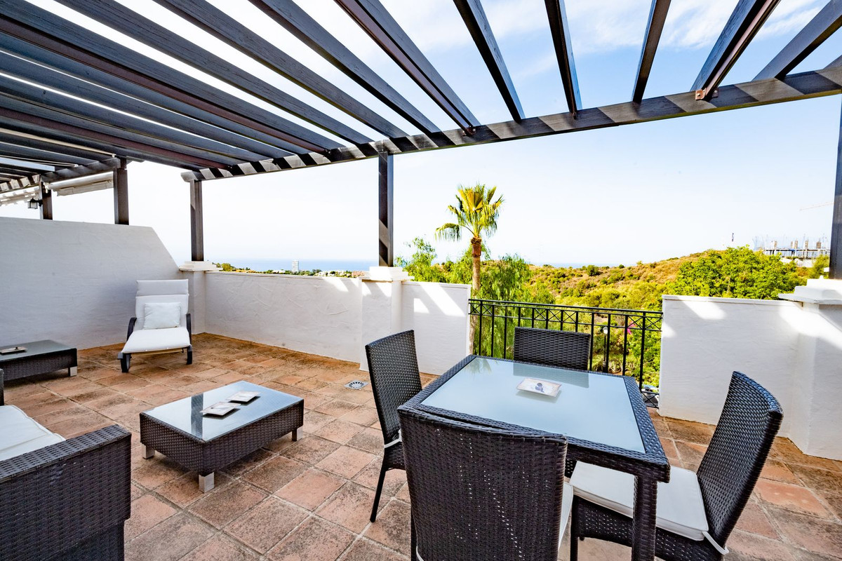 2 bedroom Apartments for sale in Altos de los Monteros – R5105083 2 bedroom Apartments for sale in Altos de los Monteros – R5105083
