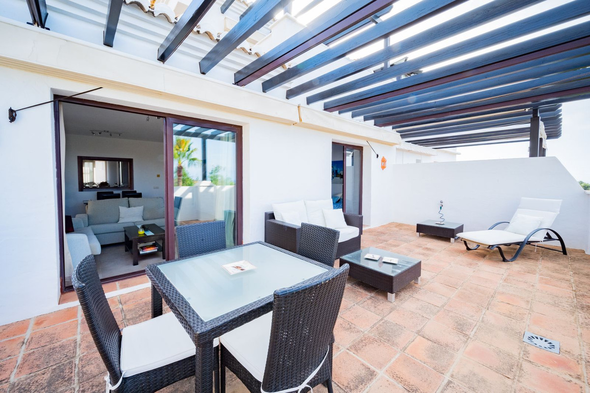 2 bedroom Apartments for sale in Altos de los Monteros – R5105083 2 bedroom Apartments for sale in Altos de los Monteros – R5105083