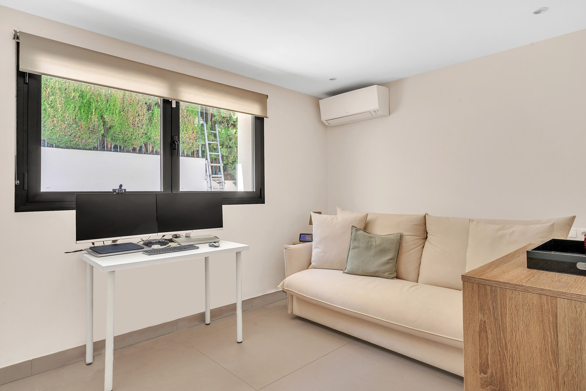 4 bedroom Villas for sale in Guadalmina Alta – R5393566 4 bedroom Villas for sale in Guadalmina Alta – R5393566