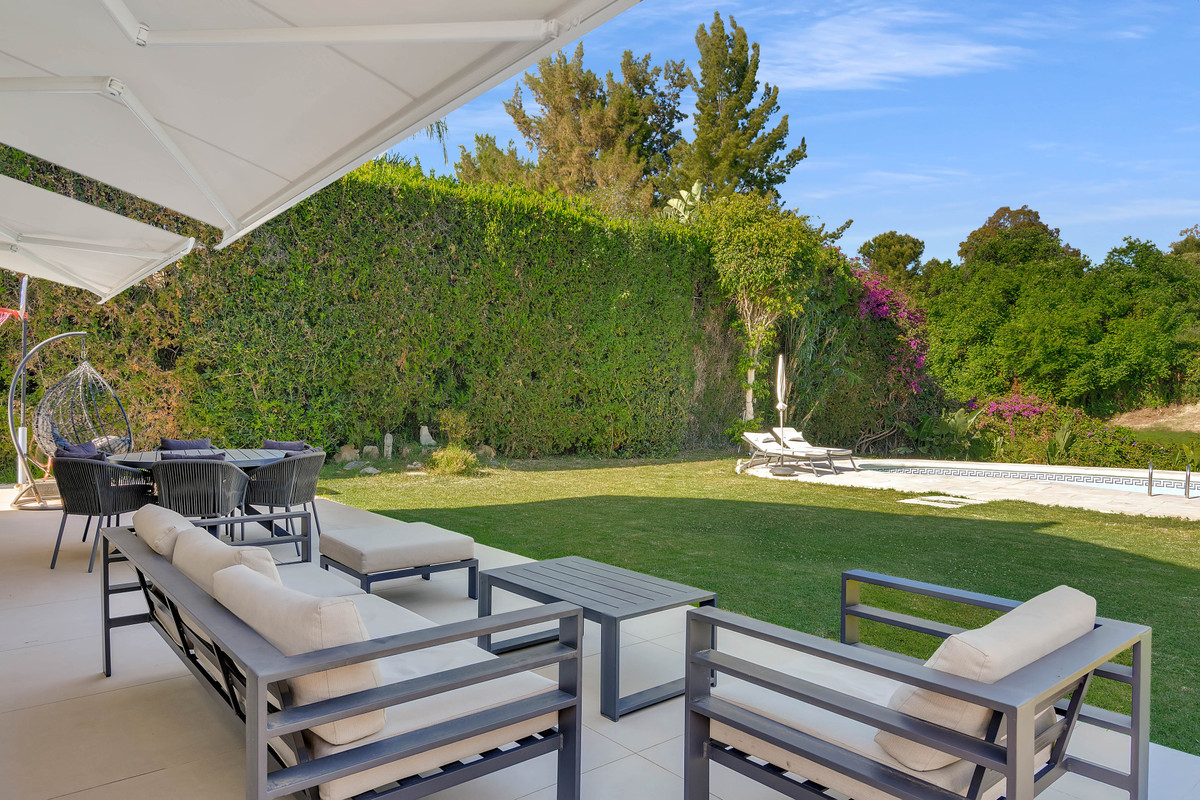 4 bedroom Villas for sale in Guadalmina Alta – R5393566 4 bedroom Villas for sale in Guadalmina Alta – R5393566