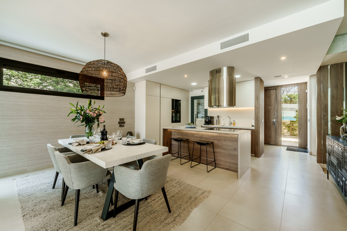 5 bedroom Semi-detached for sale in Puerto Banús – R5469355 5 bedroom Semi-detached for sale in Puerto Banús – R5469355