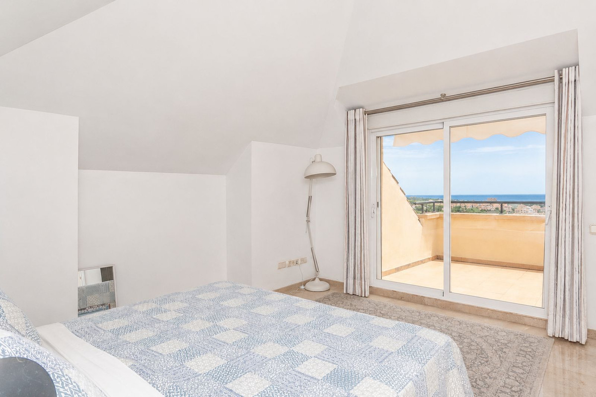 Apartamentos de 3 dormitorios en venta en Elviria Hills – R5452276 Apartamentos de 3 dormitorios en venta en Elviria Hills – R5452276