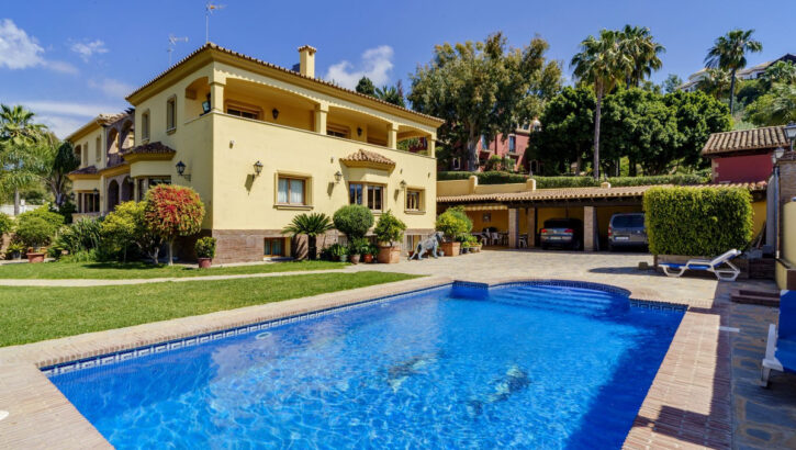 Villas de 5 dormitorios en venta en La Quinta – R5109355 Villas de 5 dormitorios en venta en La Quinta – R5109355 en