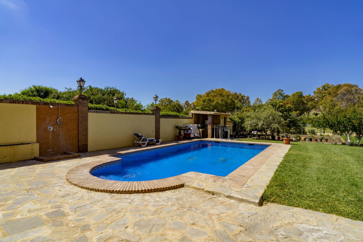 Villas de 5 dormitorios en venta en La Quinta – R5109355 Villas de 5 dormitorios en venta en La Quinta – R5109355