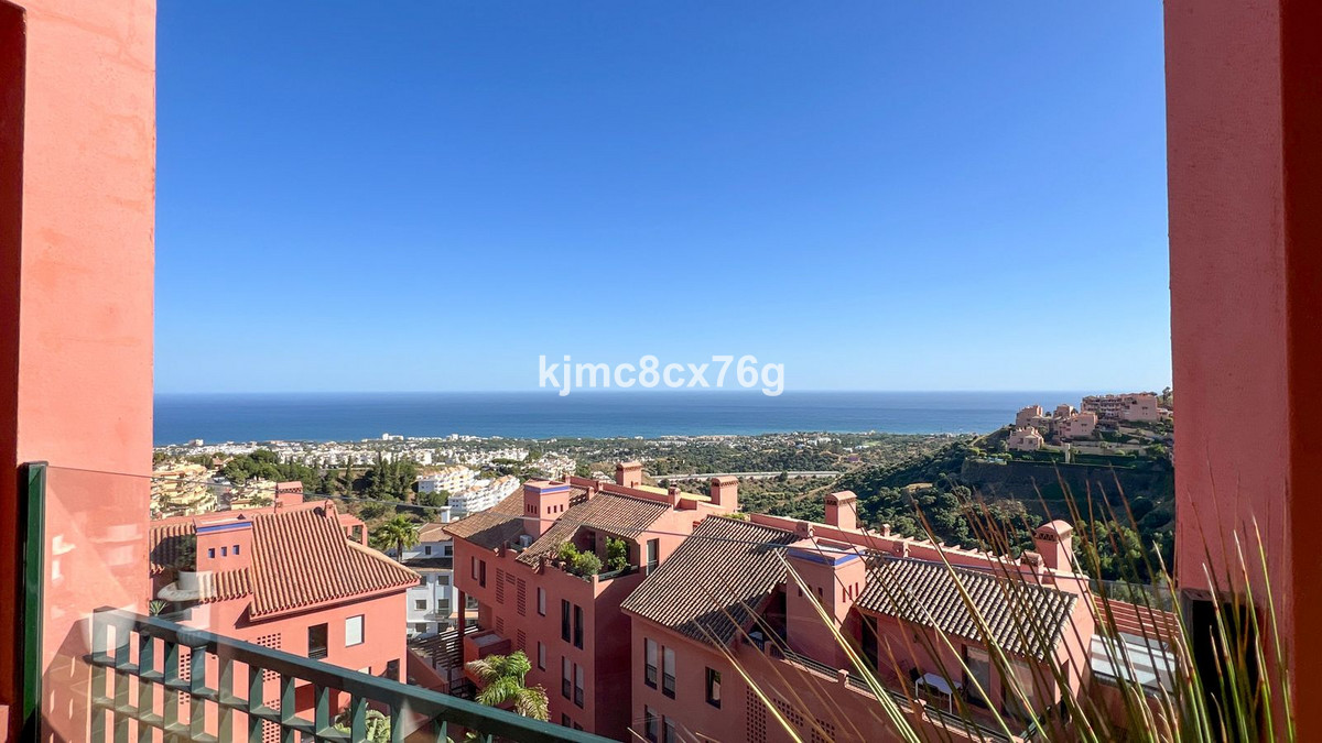 4 bedroom Apartments for sale in Calahonda – R5407117 4 bedroom Apartments for sale in Calahonda – R5407117