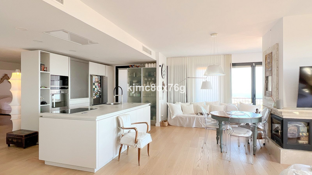 4 bedroom Apartments for sale in Calahonda – R5407117 4 bedroom Apartments for sale in Calahonda – R5407117