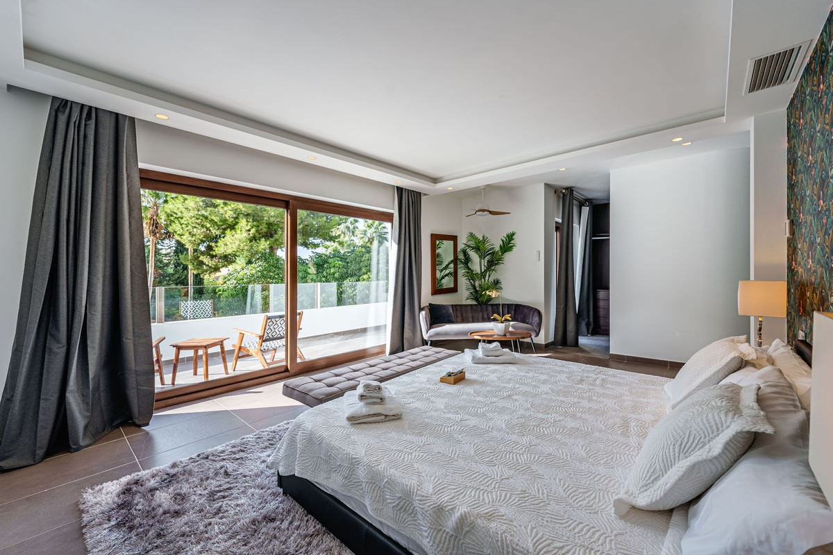 5 bedroom Villas for sale in El Rosario – R5431753 5 bedroom Villas for sale in El Rosario – R5431753
