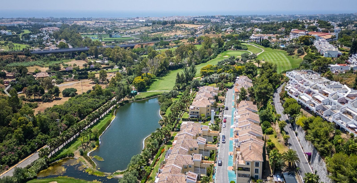 Apartamentos de 3 dormitorios en venta en La Quinta – R5291689 Apartamentos de 3 dormitorios en venta en La Quinta – R5291689