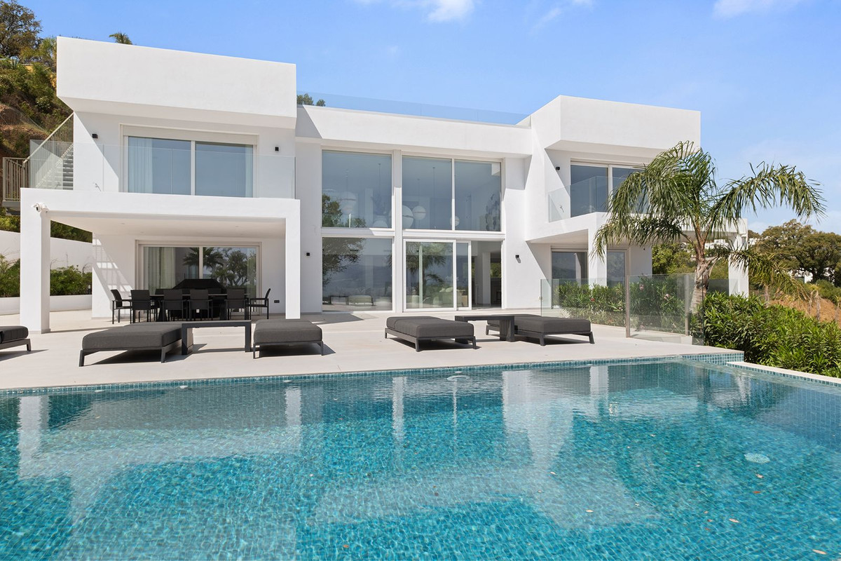 4 bedroom Villas for sale in La Mairena – R4119748 4 bedroom Villas for sale in La Mairena – R4119748