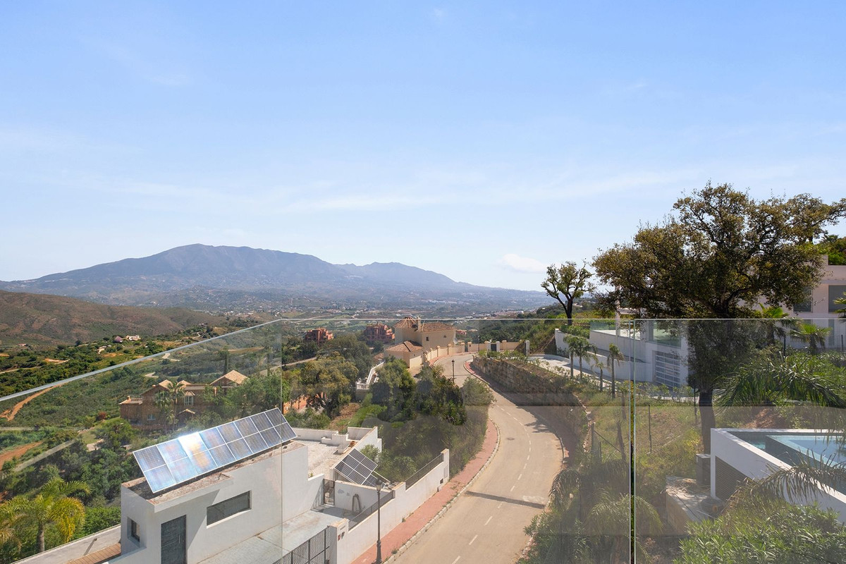 4 bedroom Villas for sale in La Mairena – R4119748 4 bedroom Villas for sale in La Mairena – R4119748