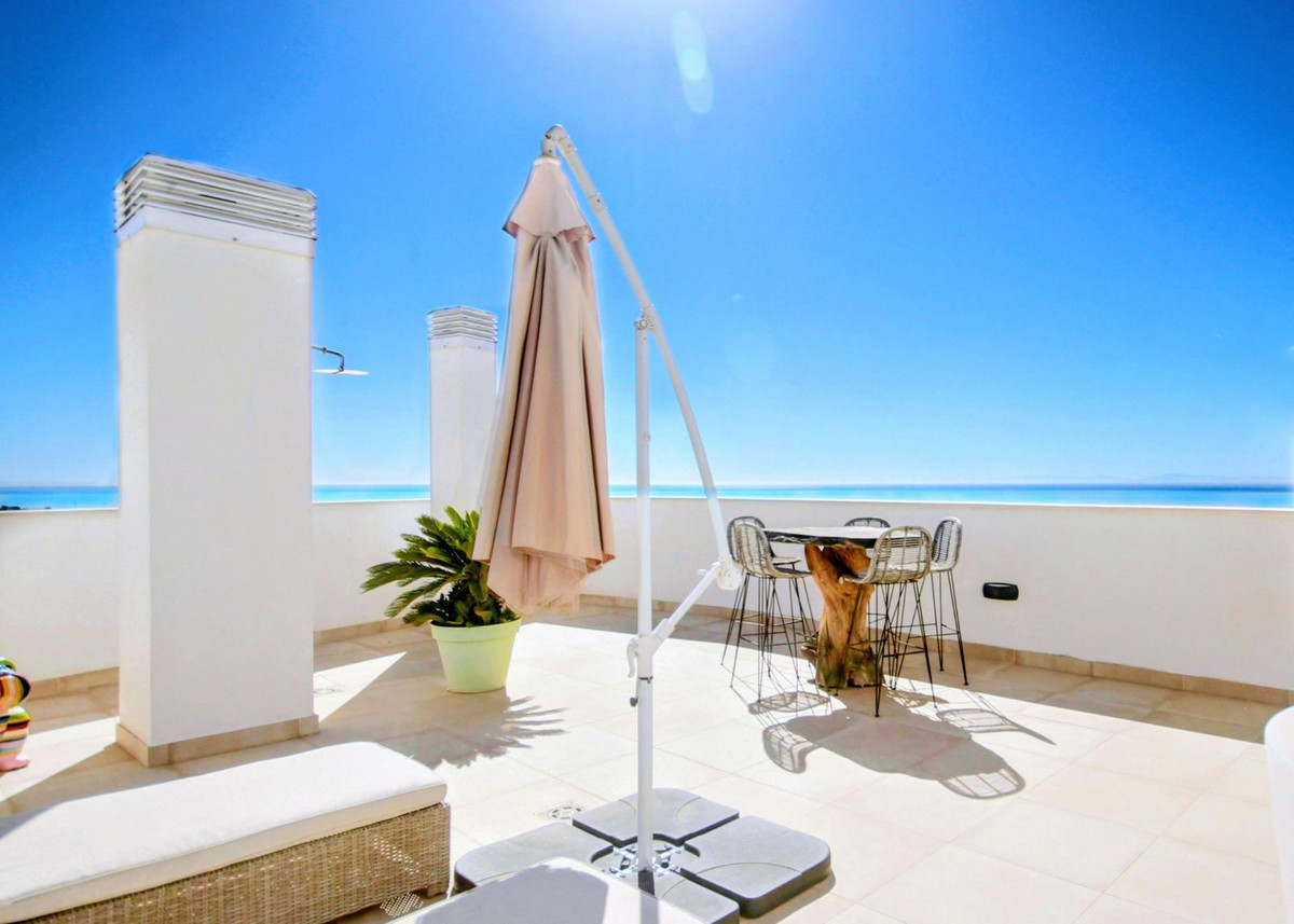 2 bedroom Apartments for sale in Altos de los Monteros – R5180017 2 bedroom Apartments for sale in Altos de los Monteros – R5180017