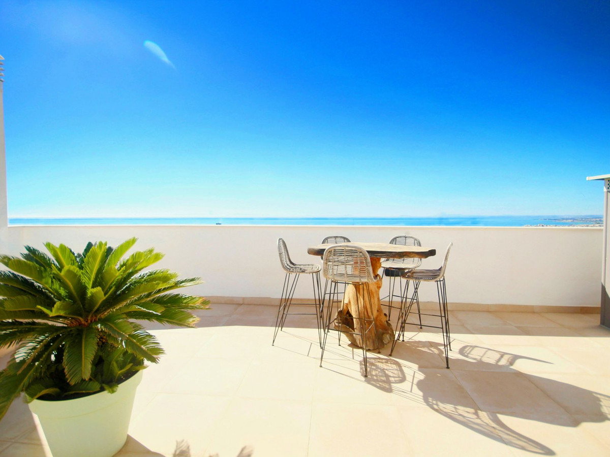 2 bedroom Apartments for sale in Altos de los Monteros – R5180017 2 bedroom Apartments for sale in Altos de los Monteros – R5180017