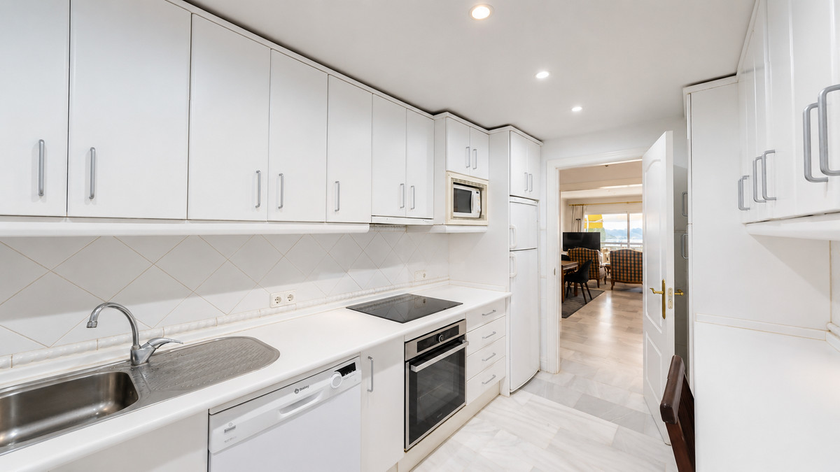 4 bedroom Apartments for sale in Guadalmina Baja – R5465584 4 bedroom Apartments for sale in Guadalmina Baja – R5465584