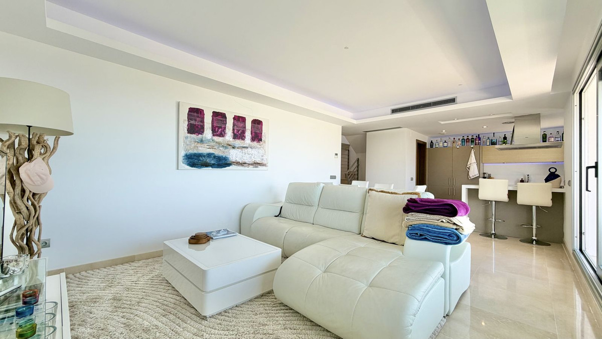3 bedroom Penthouses for sale in Los Arqueros – R5434054 3 bedroom Penthouses for sale in Los Arqueros – R5434054