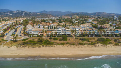 Pareados de 3 dormitorios en venta en Bahía de Marbella – R5439658 Pareados de 3 dormitorios en venta en Bahía de Marbella – R5439658