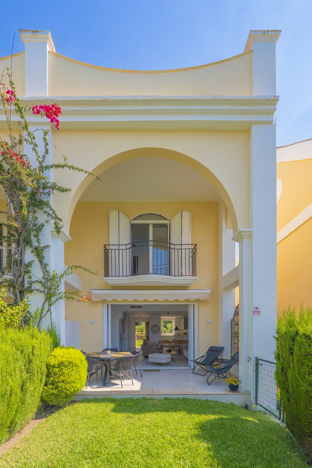 Pareados de 3 dormitorios en venta en Bahía de Marbella – R5439658 Pareados de 3 dormitorios en venta en Bahía de Marbella – R5439658