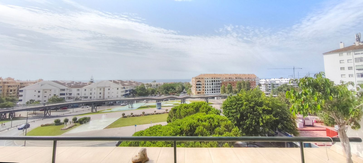 Apartamentos de 4 dormitorios en venta en San Pedro de Alcántara – R5452309 Apartamentos de 4 dormitorios en venta en San Pedro de Alcántara – R5452309