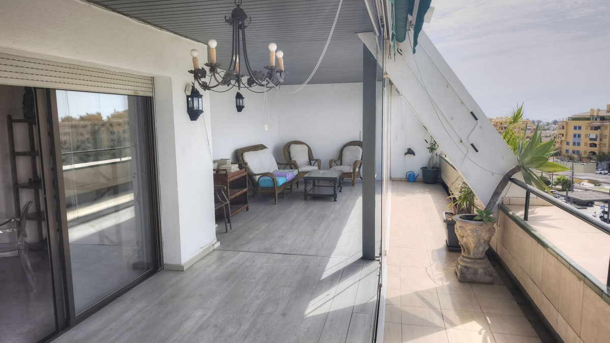 Apartamentos de 4 dormitorios en venta en San Pedro de Alcántara – R5452309 Apartamentos de 4 dormitorios en venta en San Pedro de Alcántara – R5452309