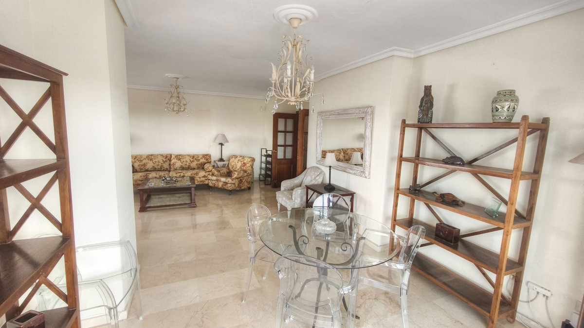 Apartamentos de 4 dormitorios en venta en San Pedro de Alcántara – R5452309 Apartamentos de 4 dormitorios en venta en San Pedro de Alcántara – R5452309