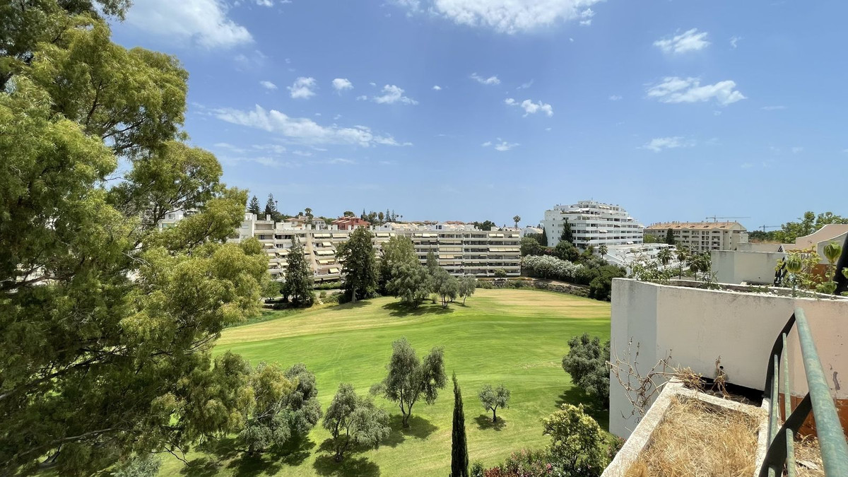 3 bedroom Penthouses for sale in Guadalmina Alta – R5081458 3 bedroom Penthouses for sale in Guadalmina Alta – R5081458
