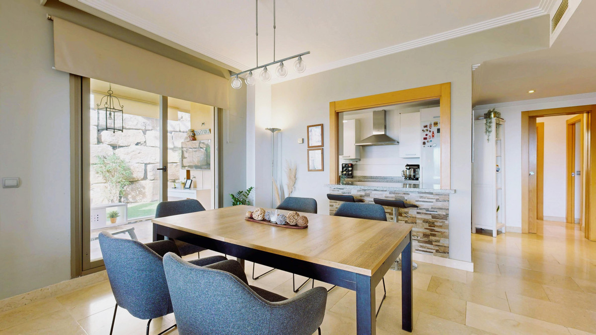 Apartamentos de 4 dormitorios en venta en Benahavís – R5320444 Apartamentos de 4 dormitorios en venta en Benahavís – R5320444