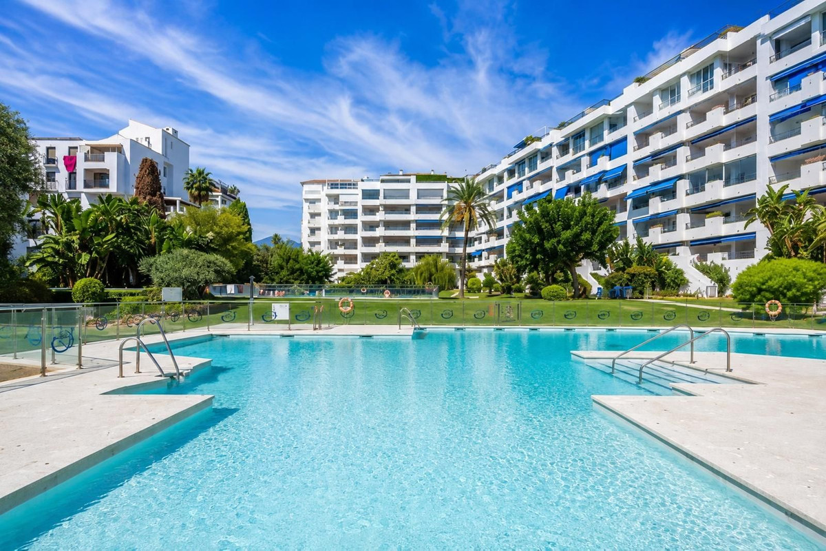 2 bedroom Apartments for sale in Puerto Banús – R5468350 2 bedroom Apartments for sale in Puerto Banús – R5468350