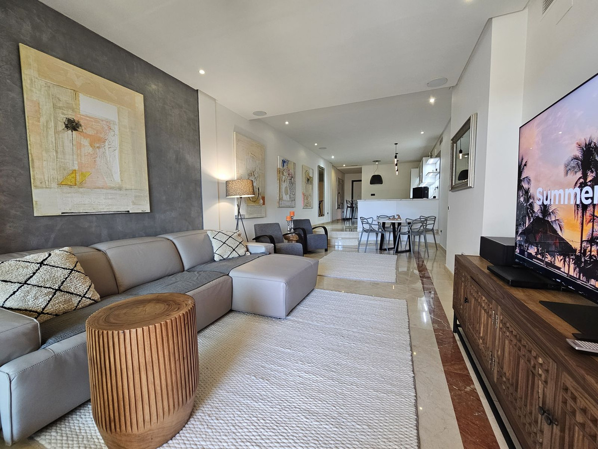3 bedroom Apartments for sale in Puerto Banús – R5120569 3 bedroom Apartments for sale in Puerto Banús – R5120569