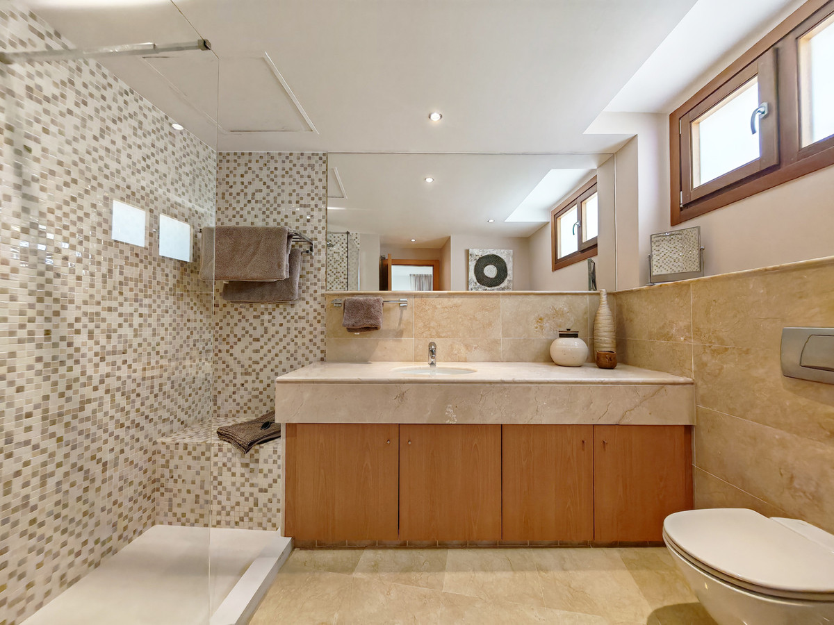 Apartamentos de 3 dormitorios en venta en Altos de los Monteros – R5455651 Apartamentos de 3 dormitorios en venta en Altos de los Monteros – R5455651