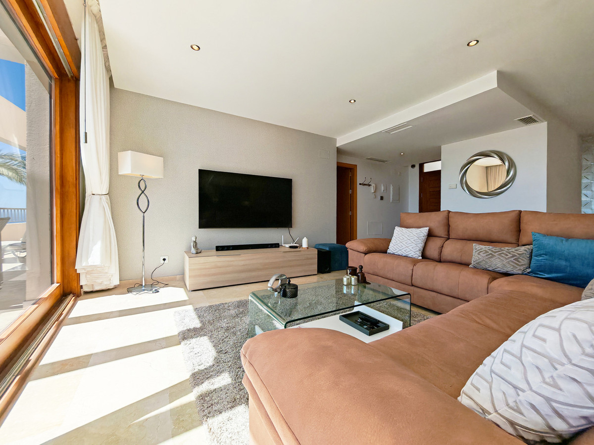 Apartamentos de 3 dormitorios en venta en Altos de los Monteros – R5455651 Apartamentos de 3 dormitorios en venta en Altos de los Monteros – R5455651