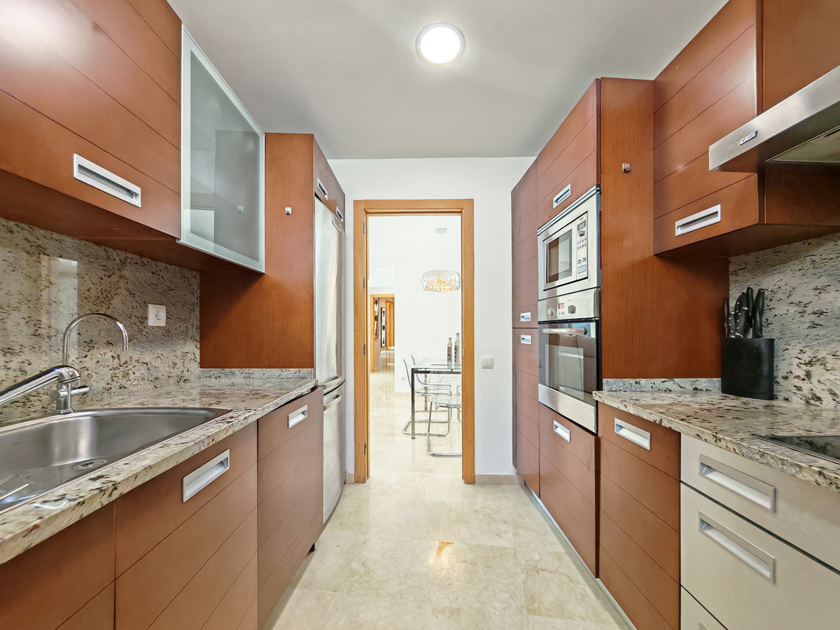 Apartamentos de 3 dormitorios en venta en Altos de los Monteros – R5455651 Apartamentos de 3 dormitorios en venta en Altos de los Monteros – R5455651