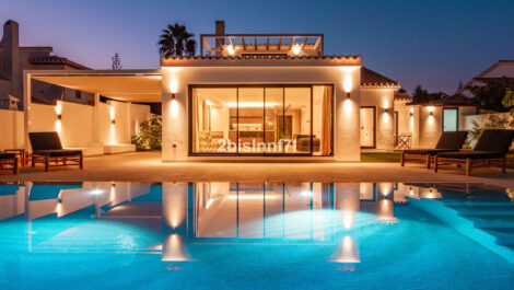 4 bedroom Villas for sale in Elviria – R5227732