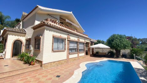 Villas de 3 dormitorios en venta en Guadalmina Alta – R5035006 Villas de 3 dormitorios en venta en Guadalmina Alta – R5035006