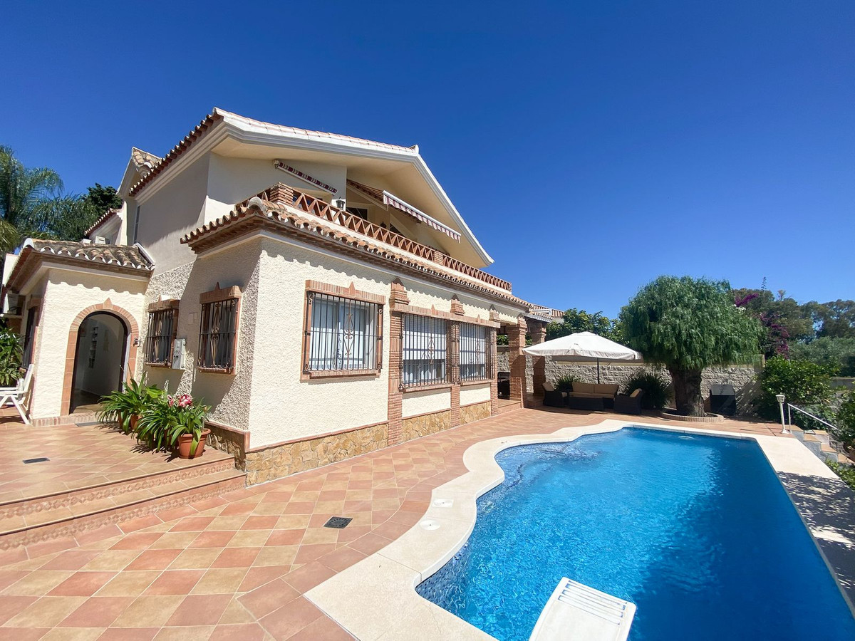 3 bedroom Villas for sale in Guadalmina Alta – R5035006 3 bedroom Villas for sale in Guadalmina Alta – R5035006