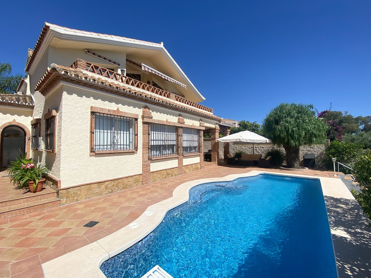 3 bedroom Villas for sale in Guadalmina Alta – R5035006 3 bedroom Villas for sale in Guadalmina Alta – R5035006