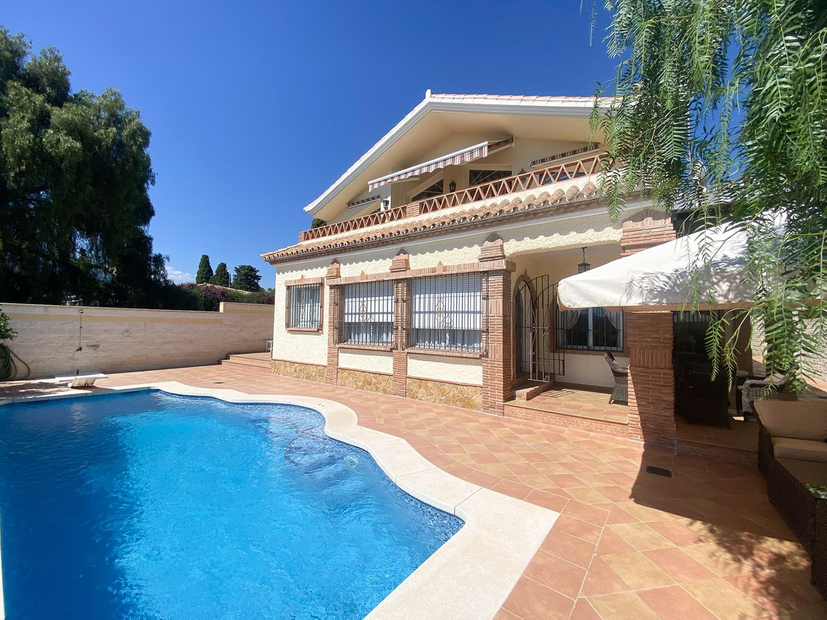 3 bedroom Villas for sale in Guadalmina Alta – R5035006 3 bedroom Villas for sale in Guadalmina Alta – R5035006